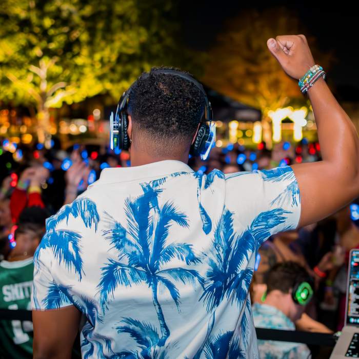 SILENT_DISCO_OCT23_16_df247b8c-536c-40d0-a1f3-6630a5cd5d91