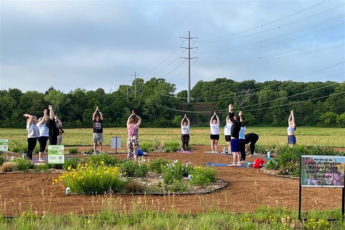 events-yoga-at-the-garden